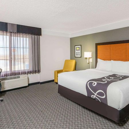 La Quinta By Wyndham Pueblo Otel Dış mekan fotoğraf