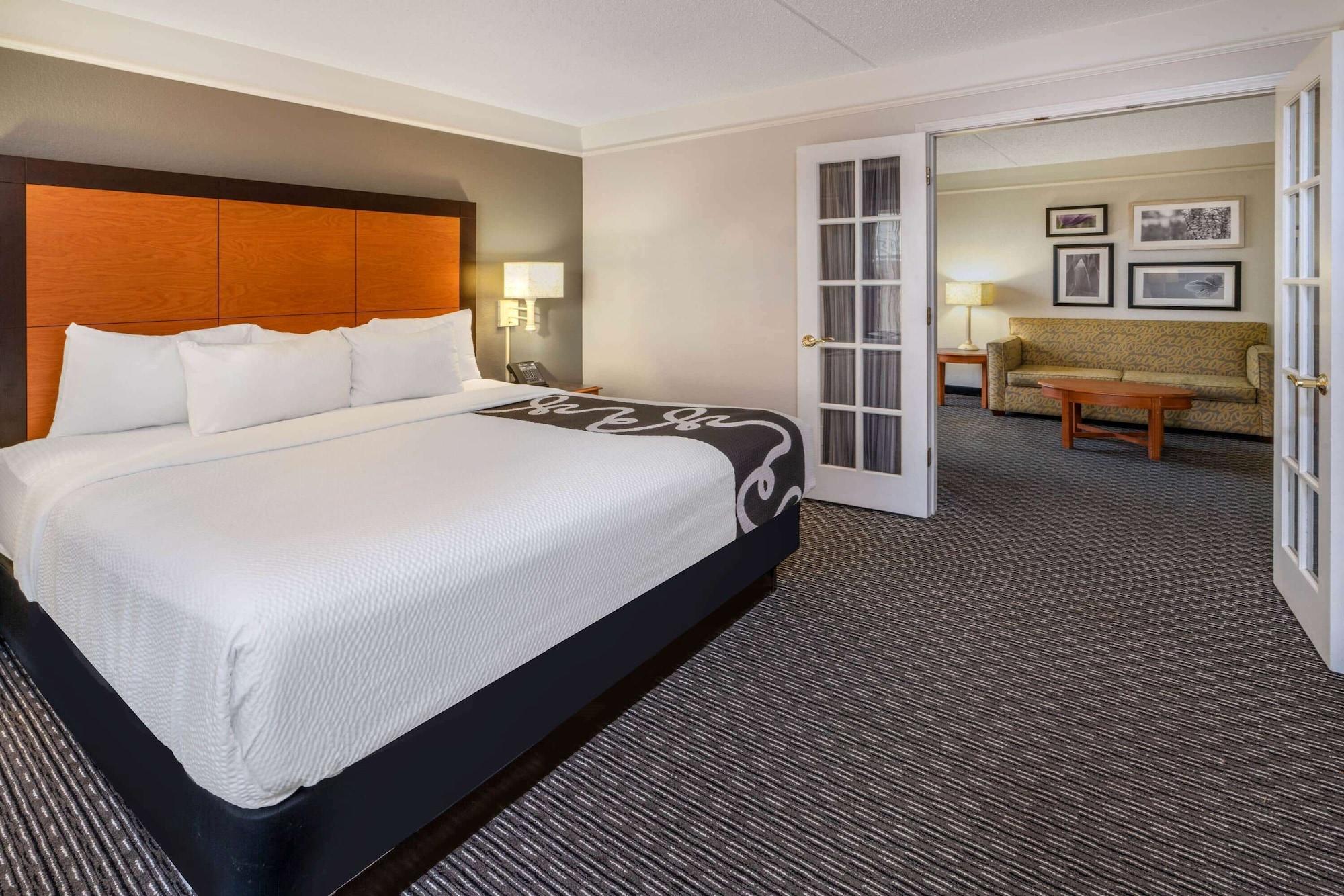 La Quinta By Wyndham Pueblo Otel Dış mekan fotoğraf