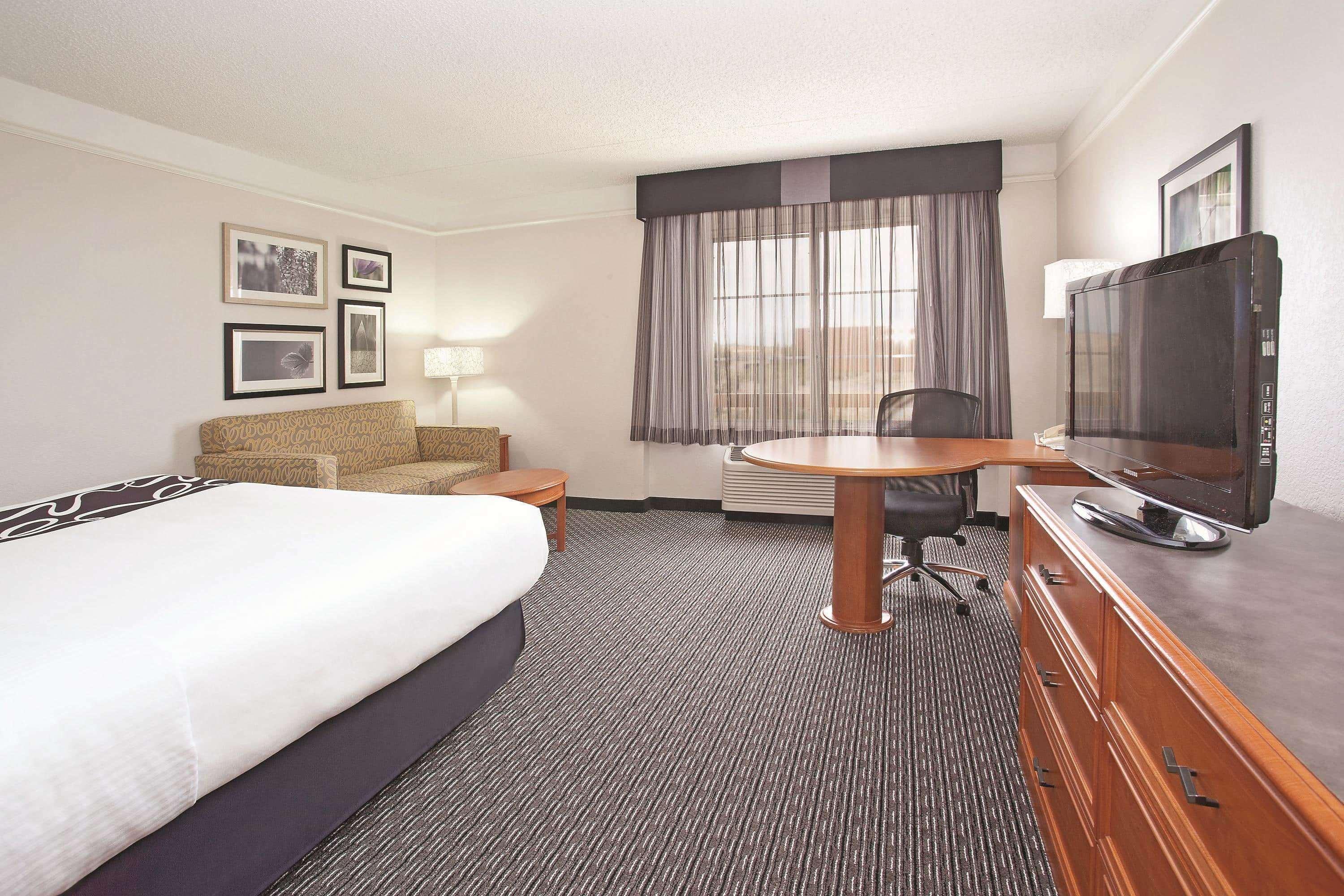 La Quinta By Wyndham Pueblo Otel Dış mekan fotoğraf