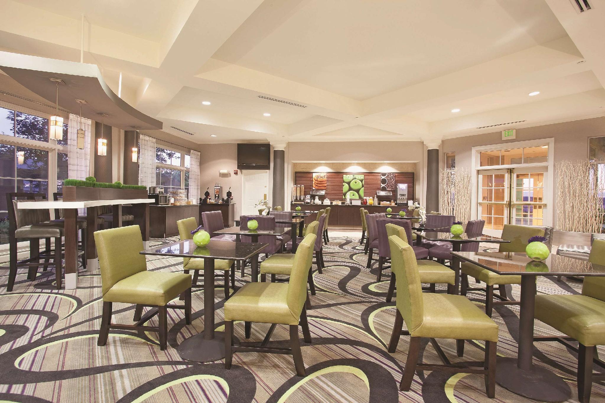 La Quinta By Wyndham Pueblo Otel Dış mekan fotoğraf