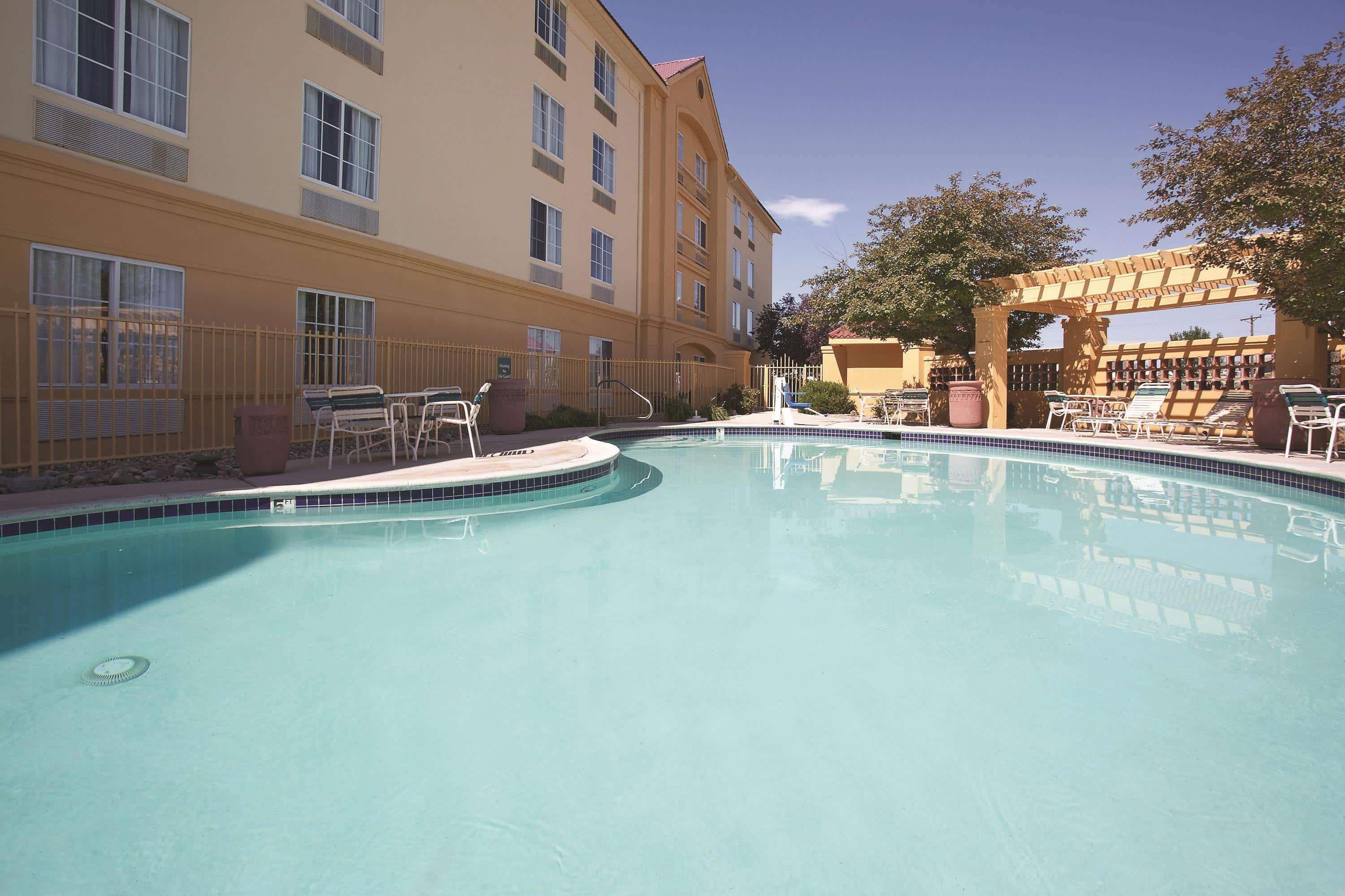 La Quinta By Wyndham Pueblo Otel Dış mekan fotoğraf